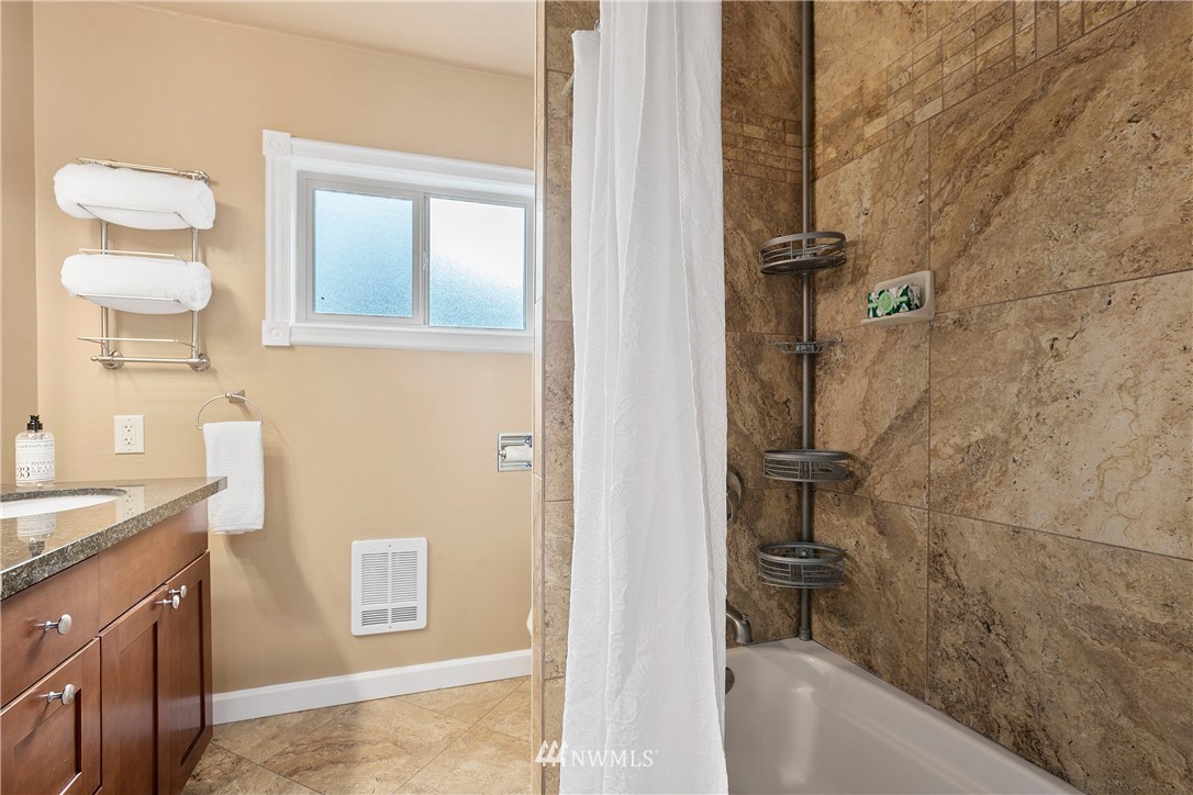 785 Alger Cain Lake Road Sedro-Woolley, WA 98284 - Photo 21 of 40 Gallery Image 21