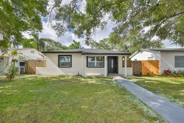 $349,000 | 2450 40th Avenue North, St. Petersburg, FL 33714
