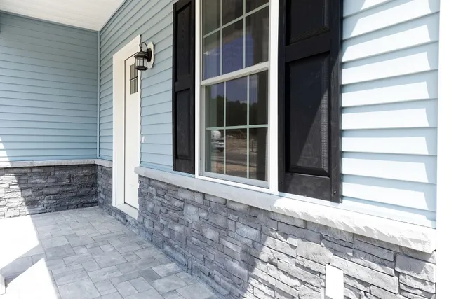 $699,000 | 1 Cameron Court, Unit 1, Hampstead, NH 03841