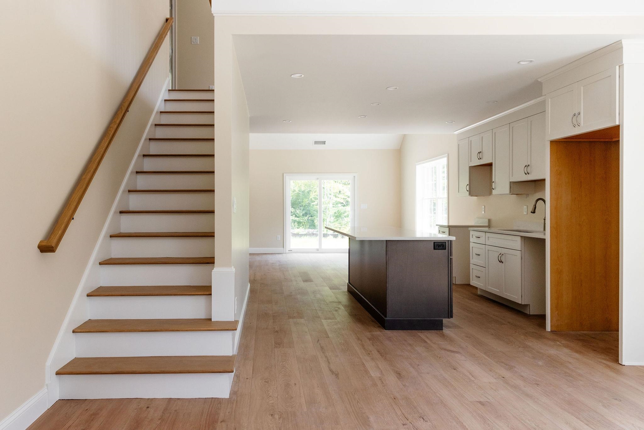 1 Cameron Court, Unit 1 Hampstead, NH 03841 - Photo 8 of 40