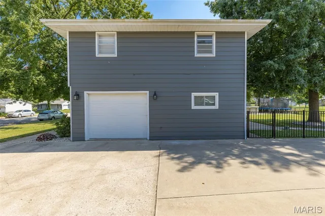 $349,900 | 525 Audubon Street, Ste. Genevieve, MO 63670