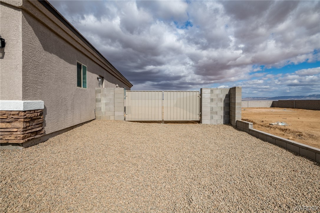 5478 Eagle View Road Kingman, AZ 86409 - Photo 8 of 45 Gallery Image 8