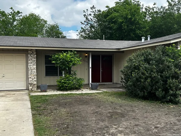 $1,395 | 5031 Lancelot Drive, San Antonio, TX 78218
