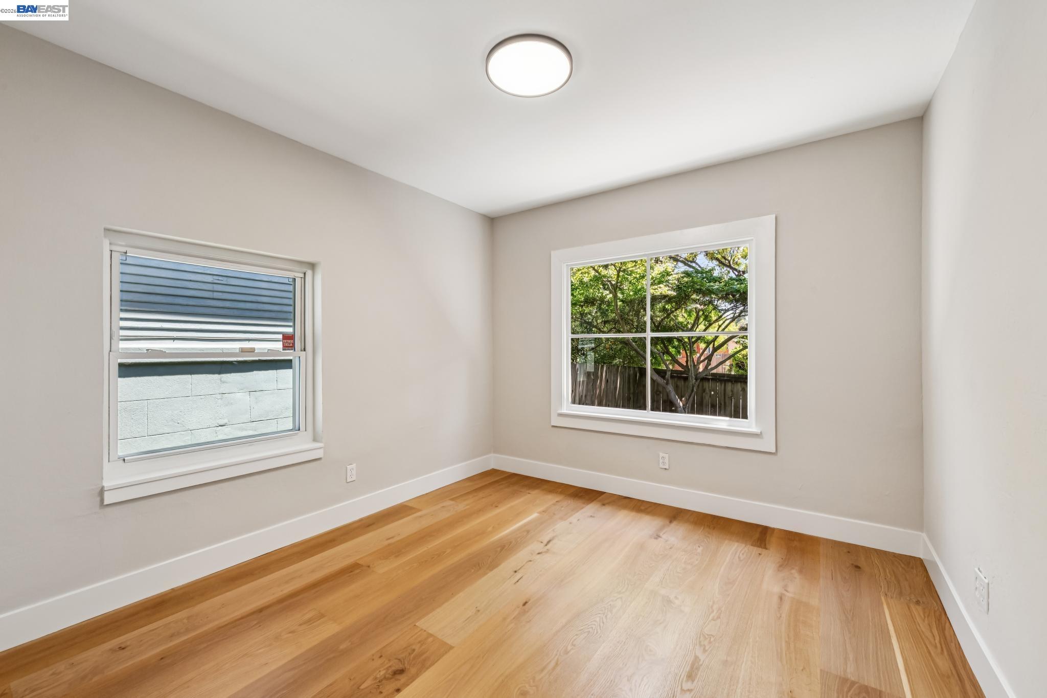 1349 Hearst Avenue Berkeley, CA 94702 - Photo 11 of 36