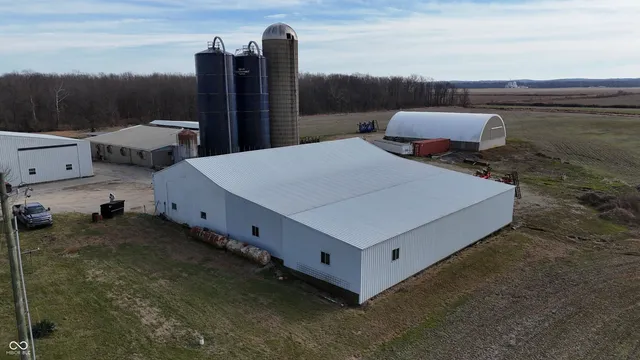 $1 | 11611 Dale Road, Dale, IN 47523