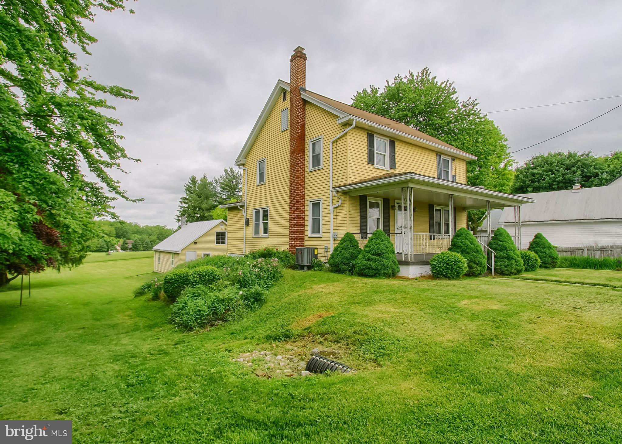 935 North Forge Road Palmyra, PA 17078 - Photo 4 of 43 Gallery Image 4