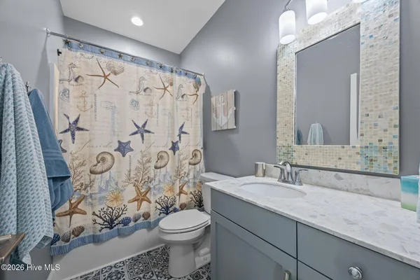 $819,000 | 135 Jade Street, Beaufort, NC 28516