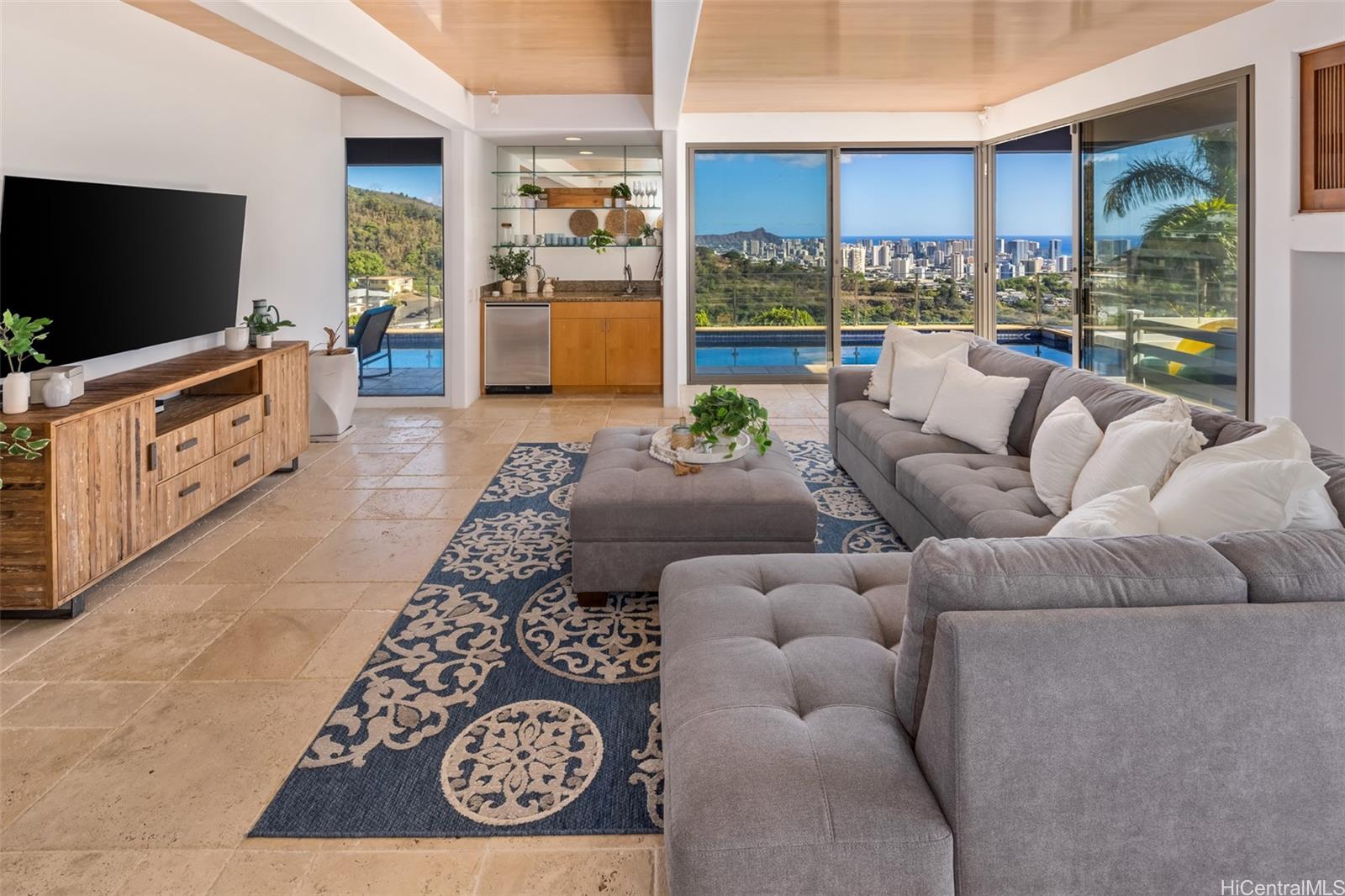 2960 Laola Place Honolulu, HI 96813 - Photo 16 of 25