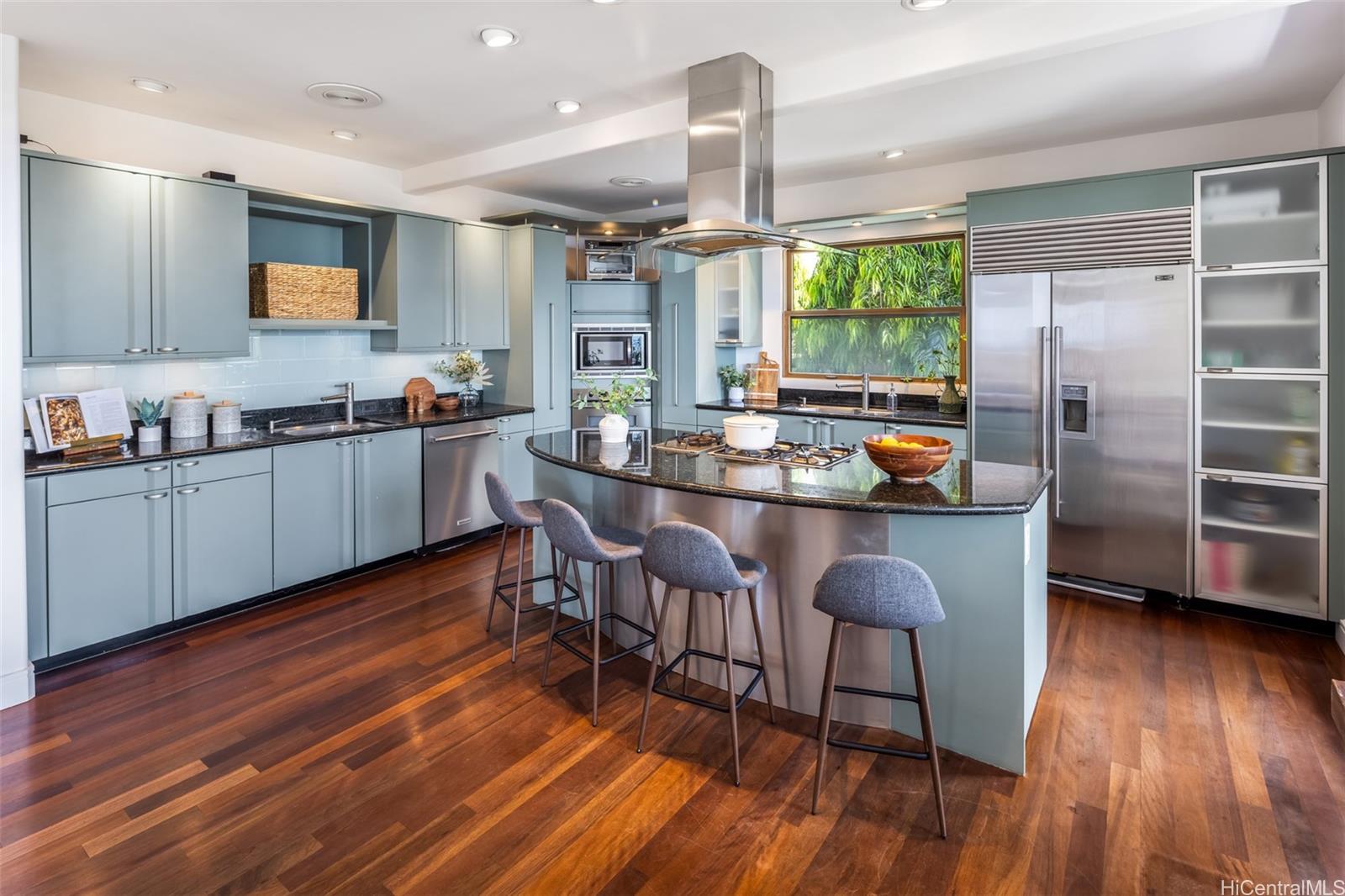 2960 Laola Place Honolulu, HI 96813 - Photo 5 of 25