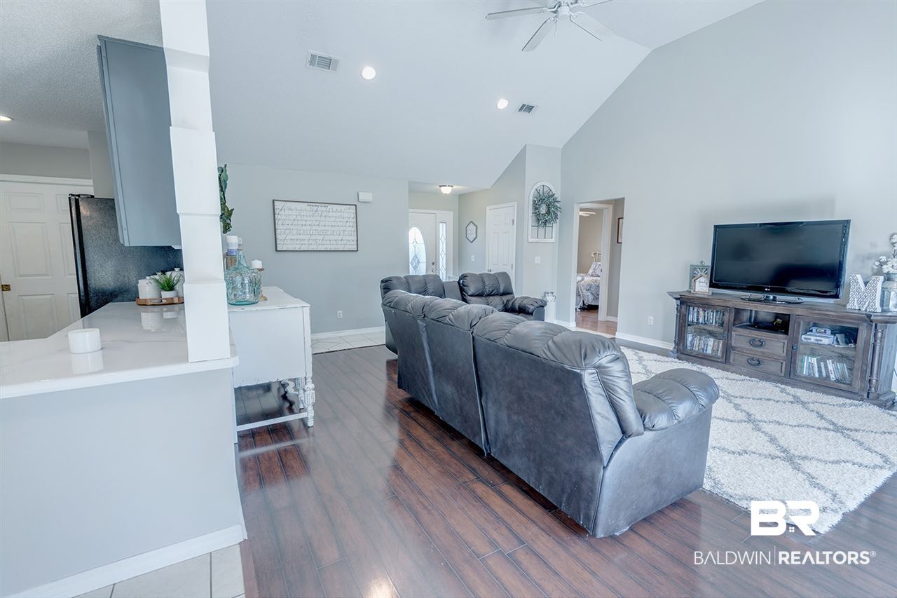 17803 East View Loop Foley, AL 36535 - Photo 5 of 22