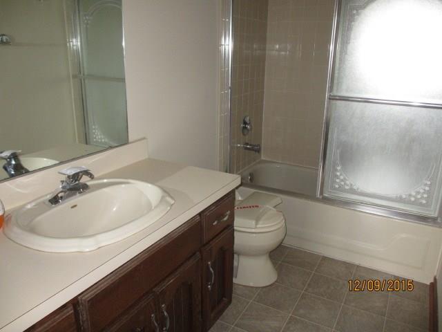 7902 5 Points Road Indianapolis, IN 46259 - Photo 10 of 12 Gallery Image 10