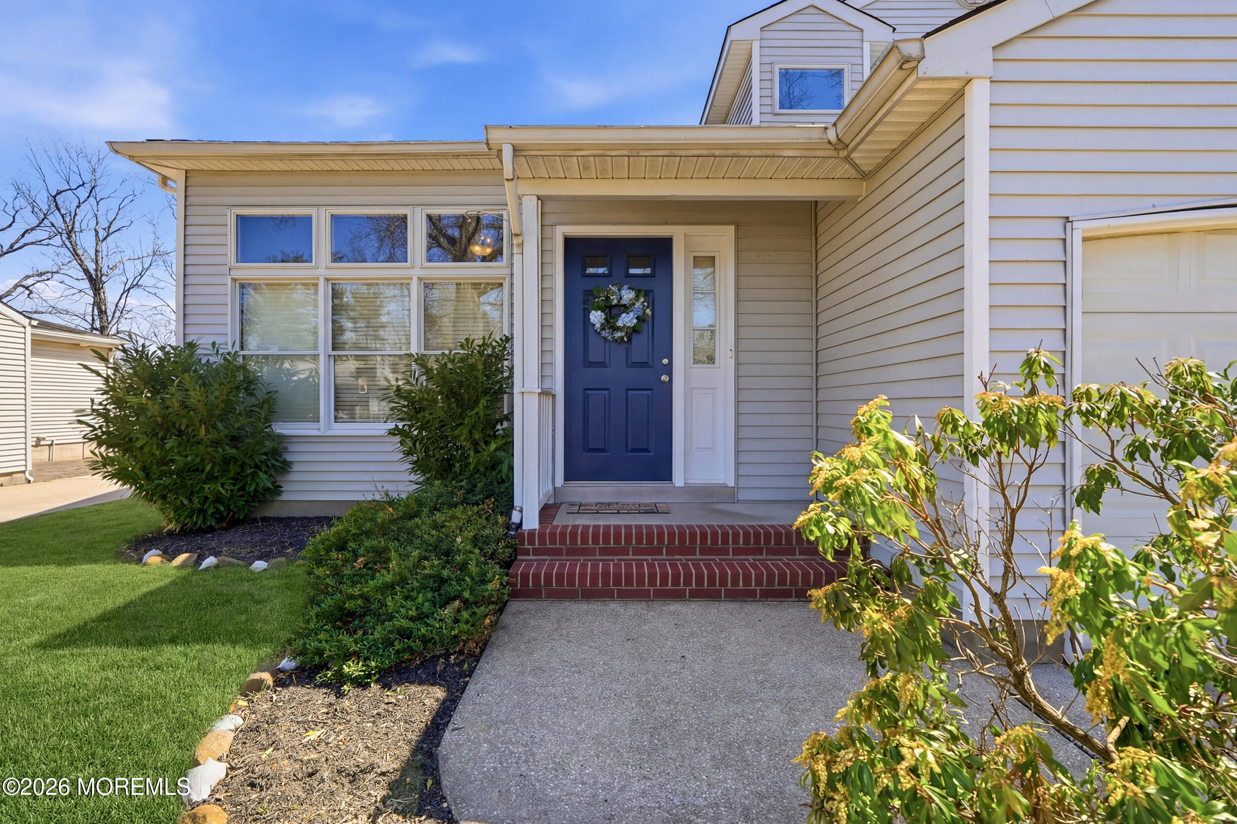 514 Avon Road Pine Beach, NJ 08741 - Photo 4 of 45 016