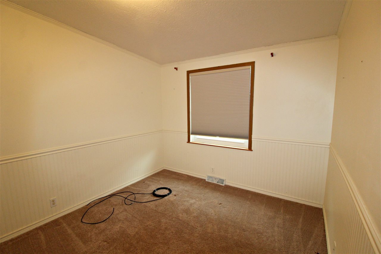 7481 Potter Road Flushing, MI 48433 - Photo 16 of 19 31379271-15.JPG