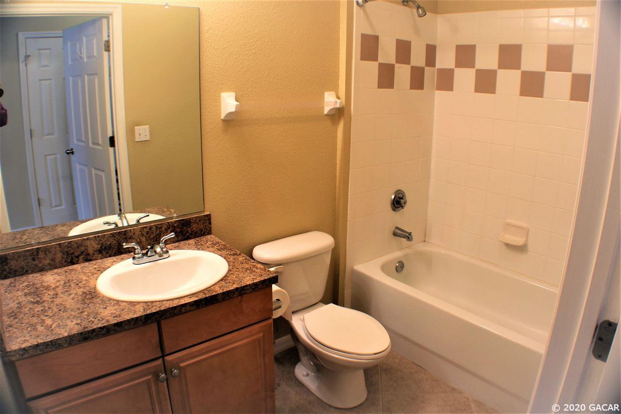 1142 Southwest 9th Road, Unit 201 Gainesville, FL 32601 - Photo 21 of 25