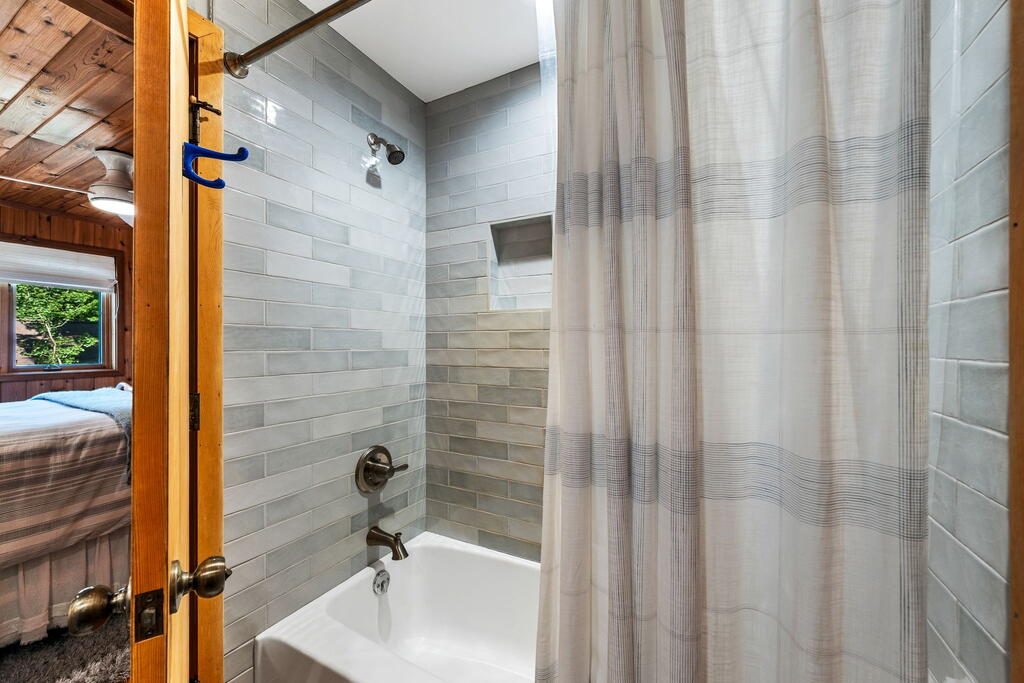 12454 Northern Door Road Ellison Bay, WI 54210 - Photo 33 of 67 Gallery Image 33