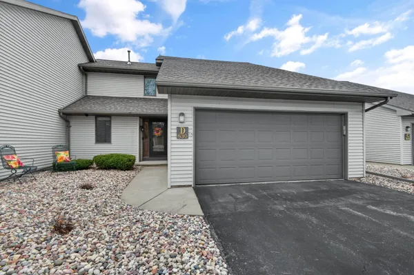 $359,900 | 830 East River Drive, Unit D, De Pere, WI 54115