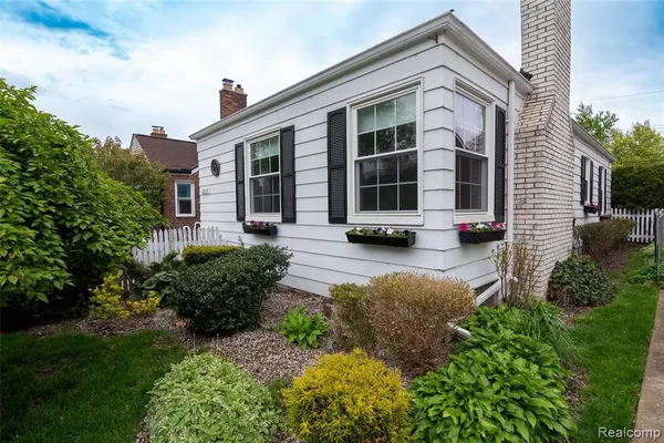 $194,000 | 13113 Chestnut Street, Southgate, MI 48195