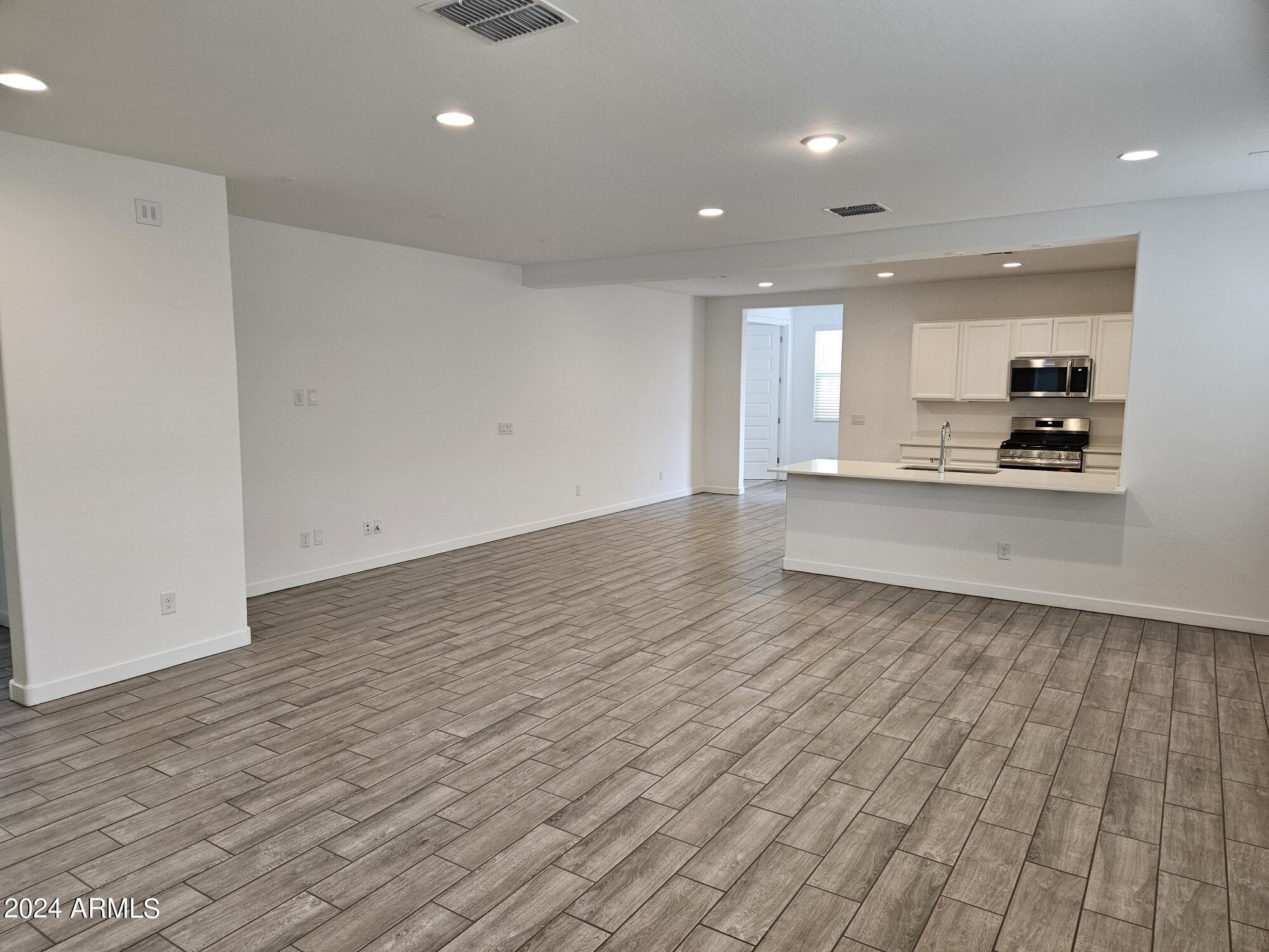 4150 East Sagebrush Street Gilbert, AZ 85296 - Photo 4 of 28 Photo #4