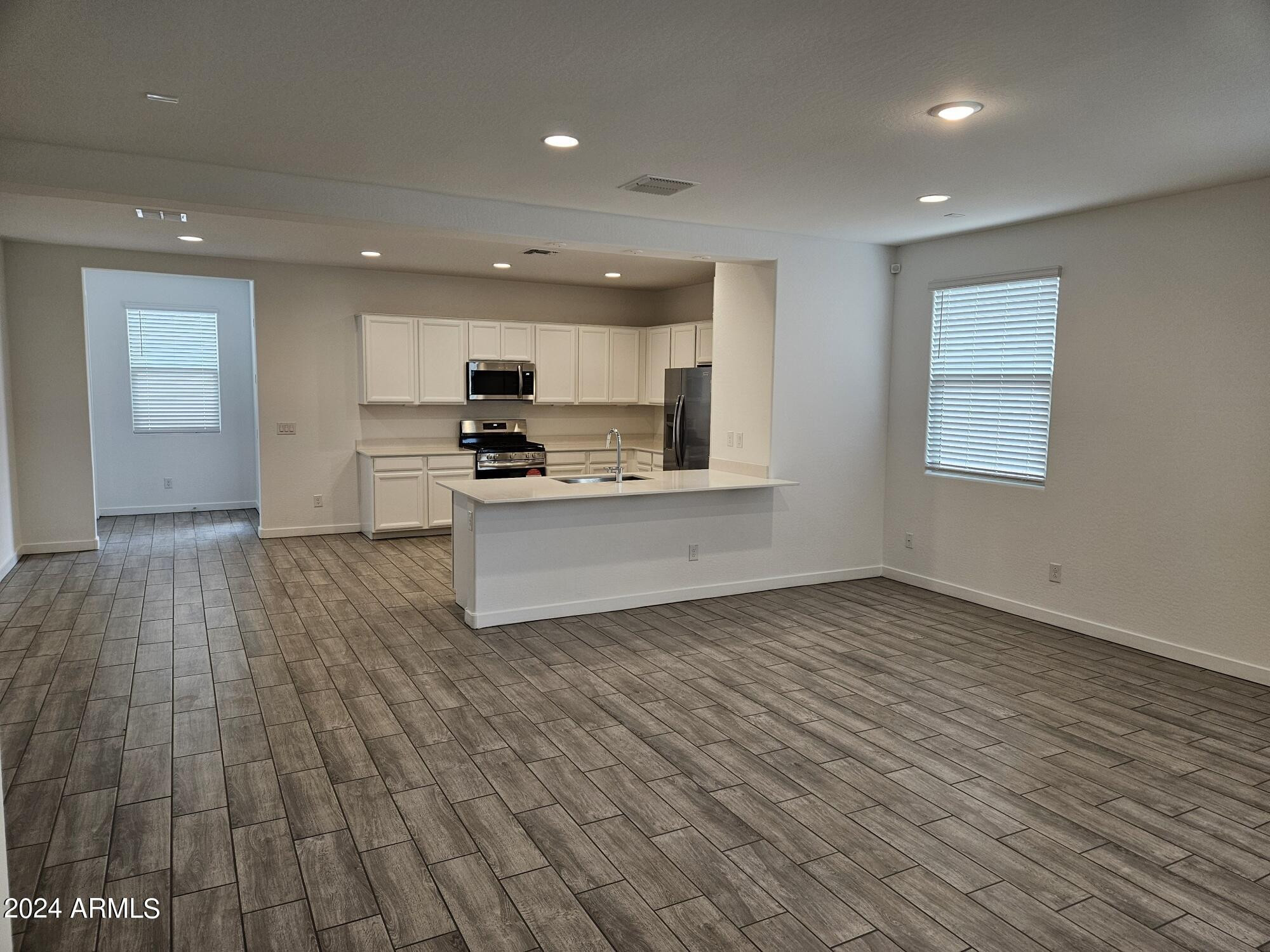 4150 East Sagebrush Street Gilbert, AZ 85296 - Photo 5 of 28 Photo #5