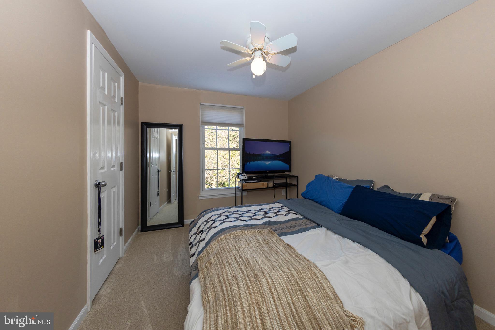 13974 Winding Ridge Lane Centreville, VA 20121 - Photo 13 of 18 Gallery Image 13