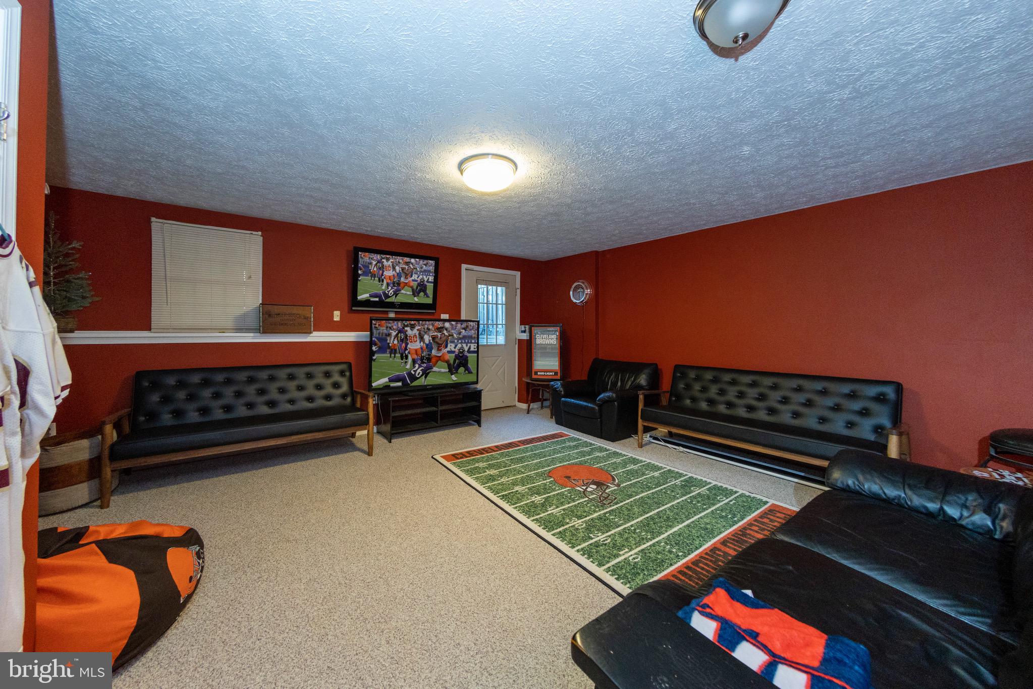 13974 Winding Ridge Lane Centreville, VA 20121 - Photo 16 of 18 Gallery Image 16