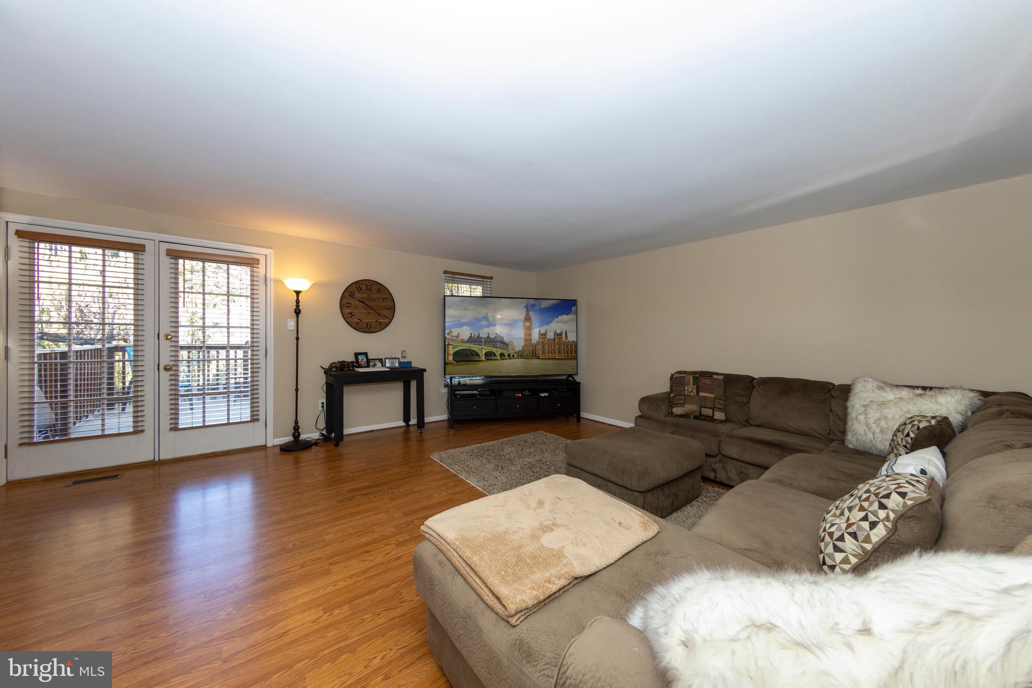 13974 Winding Ridge Lane Centreville, VA 20121 - Photo 6 of 18 Gallery Image 6