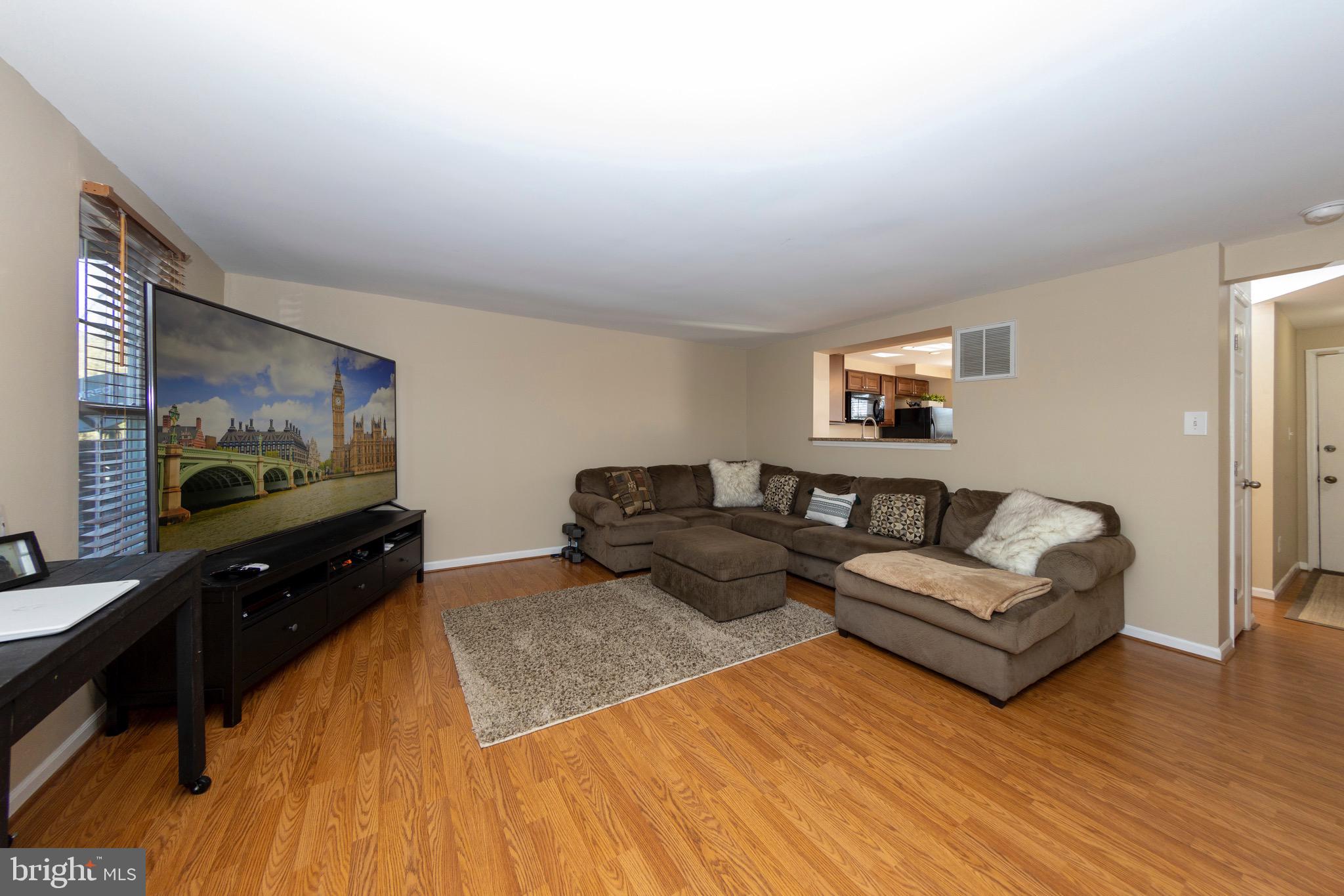 13974 Winding Ridge Lane Centreville, VA 20121 - Photo 8 of 18 Gallery Image 8