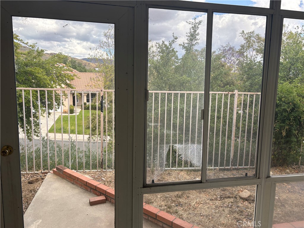 28999 Clear Spring Lane Highland, CA 92346 - Photo 31 of 32 Patio Room View