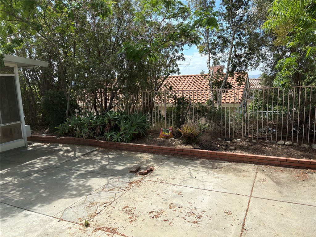 28999 Clear Spring Lane Highland, CA 92346 - Photo 32 of 32 Backyard