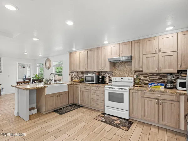 $360,000 | 5216 Sun Valley Boulevard, Sun Valley, NV 89433