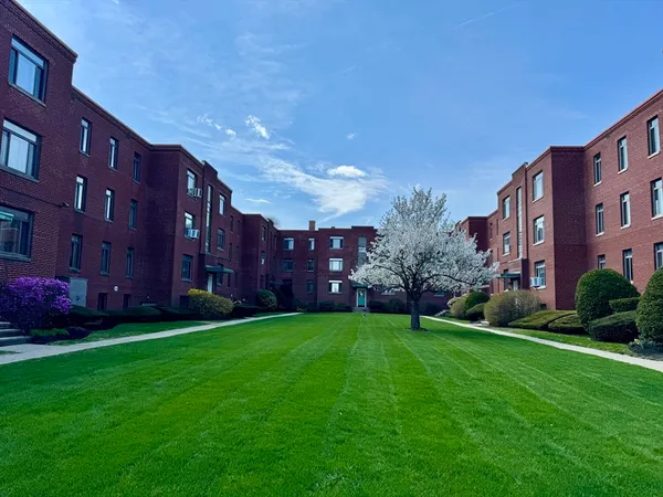 $229,900 | 8 Ashland Street, Unit 8G, Worcester, MA 01609