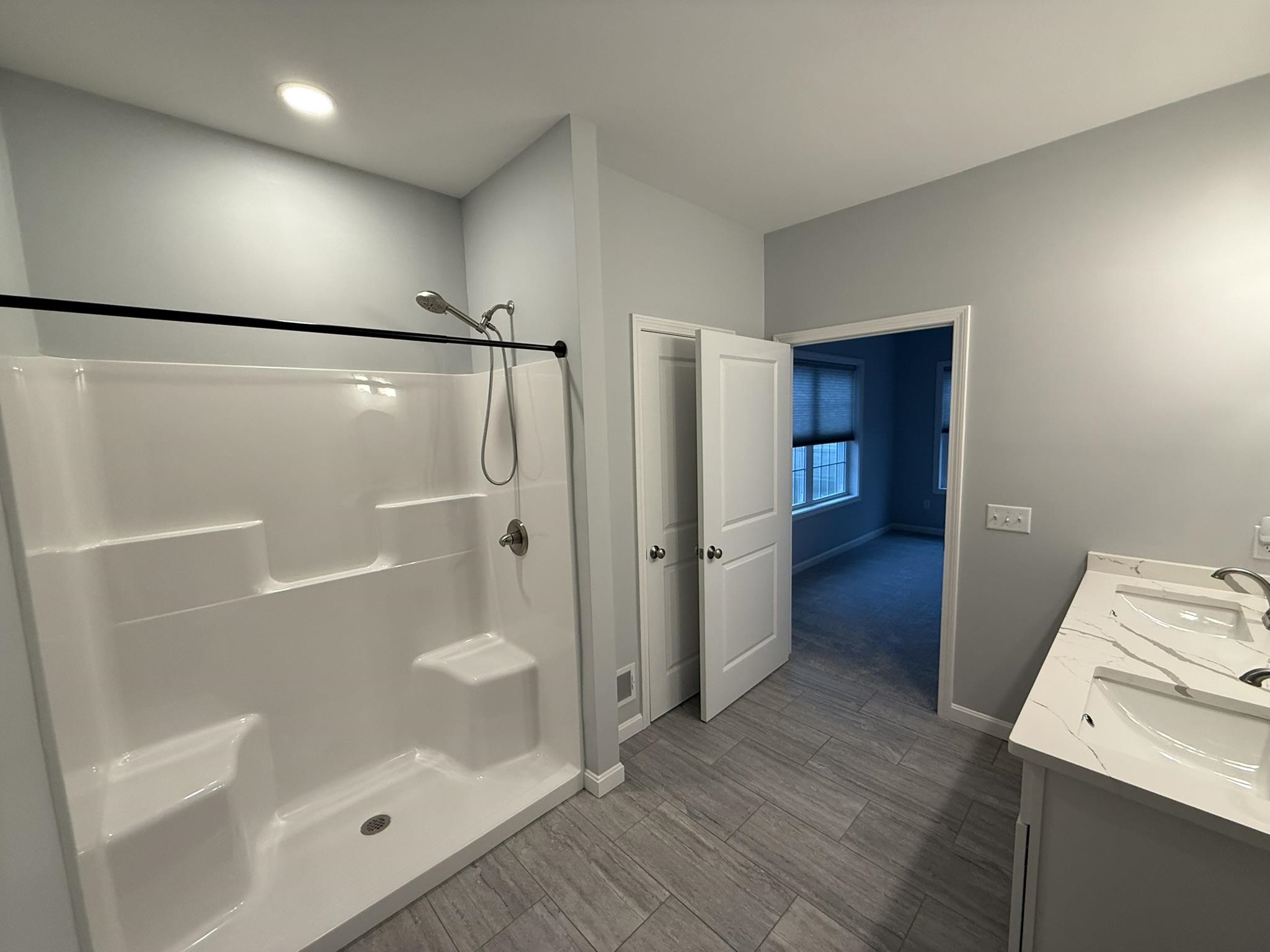 11 Venus Way Pelham, NH 03076 - Photo 14 of 17 Gallery Image 14