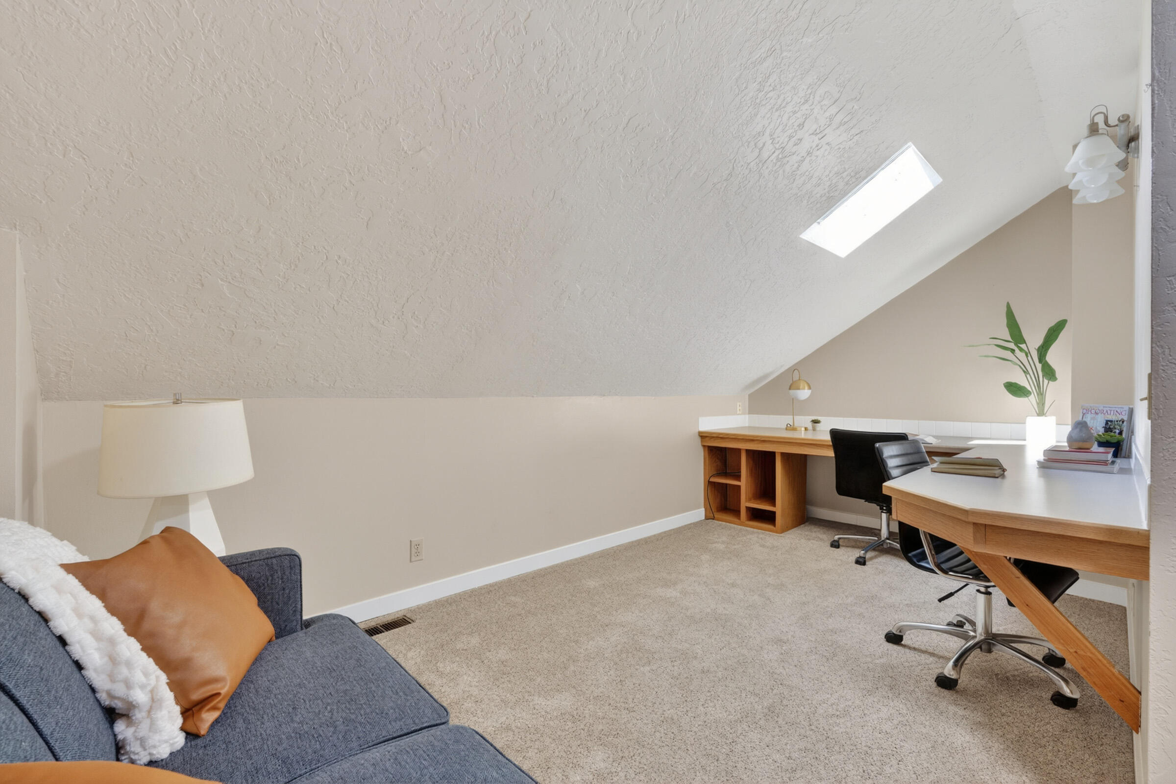 60596 Springtree Court Bend, OR 97702 - Photo 33 of 41 116_Springtree_Pro Property Photos_Bend