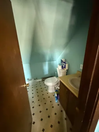 $400,000 | 585 Maine Avenue, Farmingdale, ME 04344