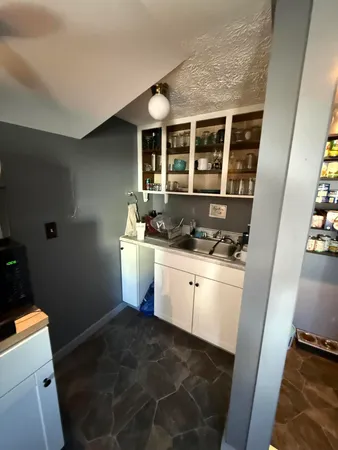 $400,000 | 585 Maine Avenue, Farmingdale, ME 04344