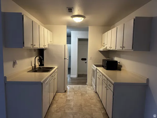 $214,900 | 1860 West 500 North, Unit C15, Salt Lake City, UT 84116