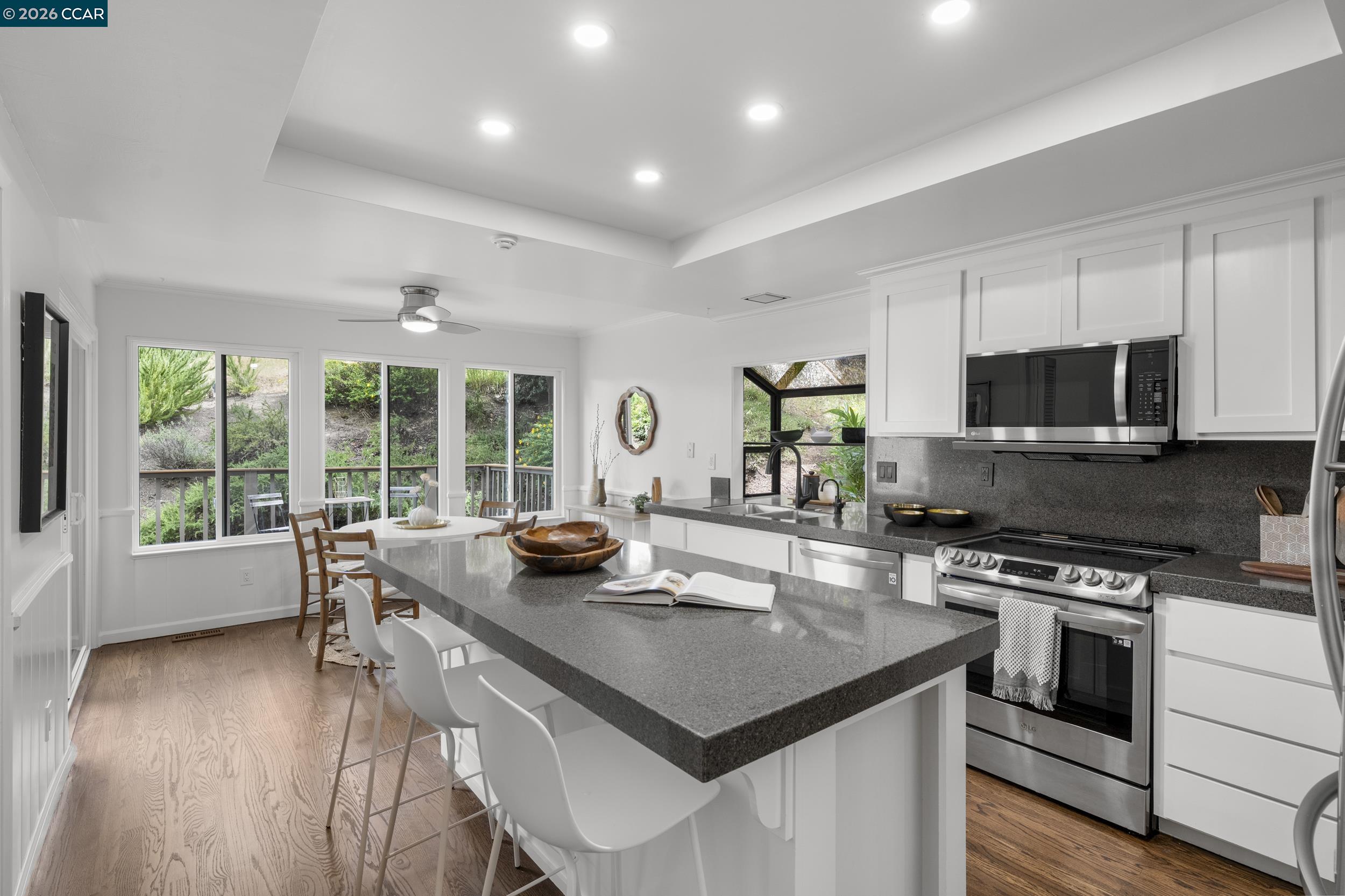 28 Curlew Way Novato, CA 94949 - Photo 16 of 42