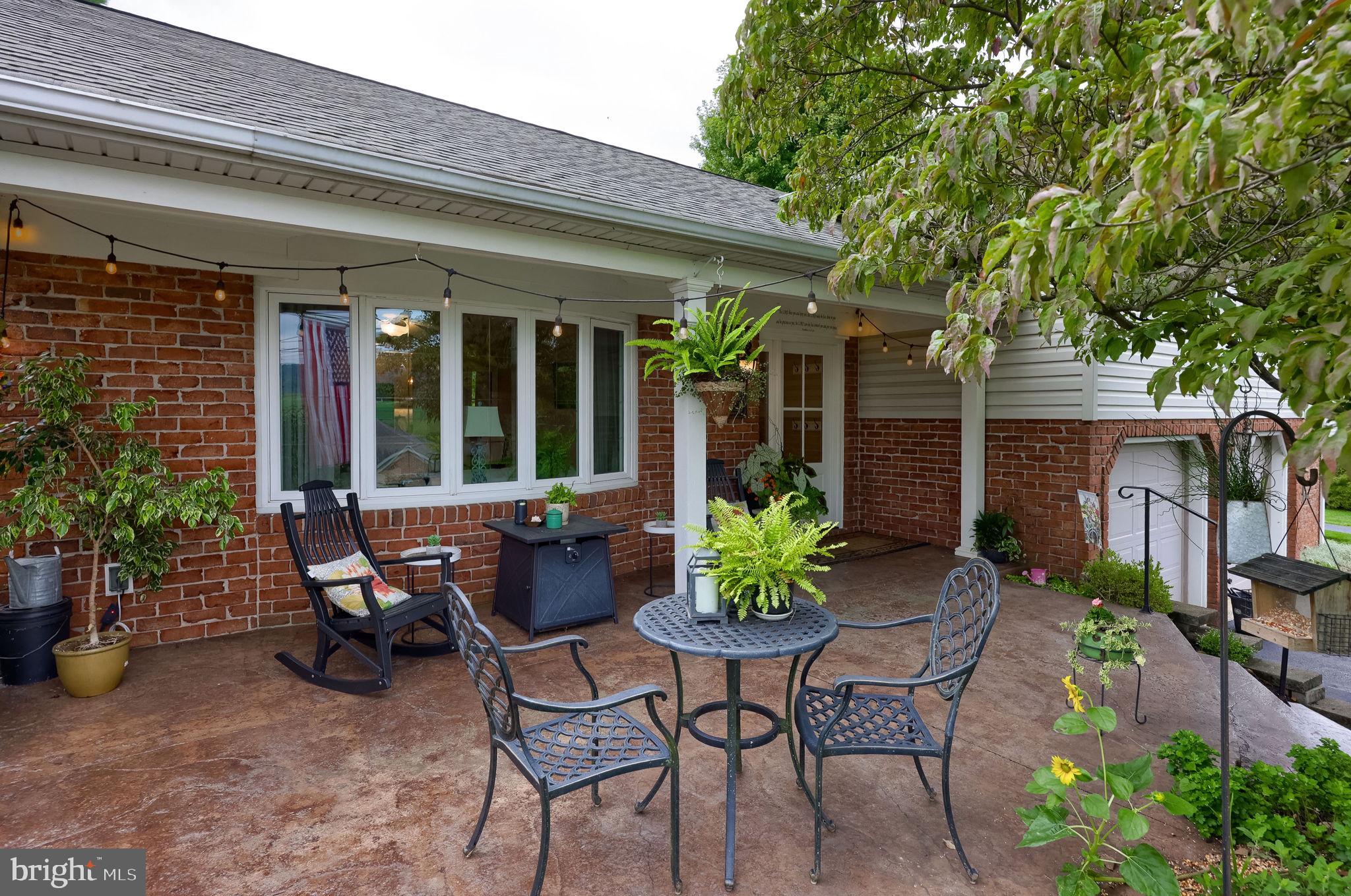 698 West Church Road Ephrata, PA 17522 - Photo 1 of 76 Gallery Image 1