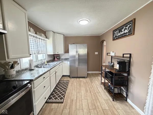 $154,000 | 504 Indiana Avenue, Veedersburg, IN 47987