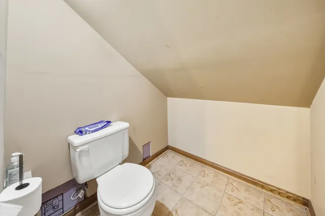 a view of a backyard of the house