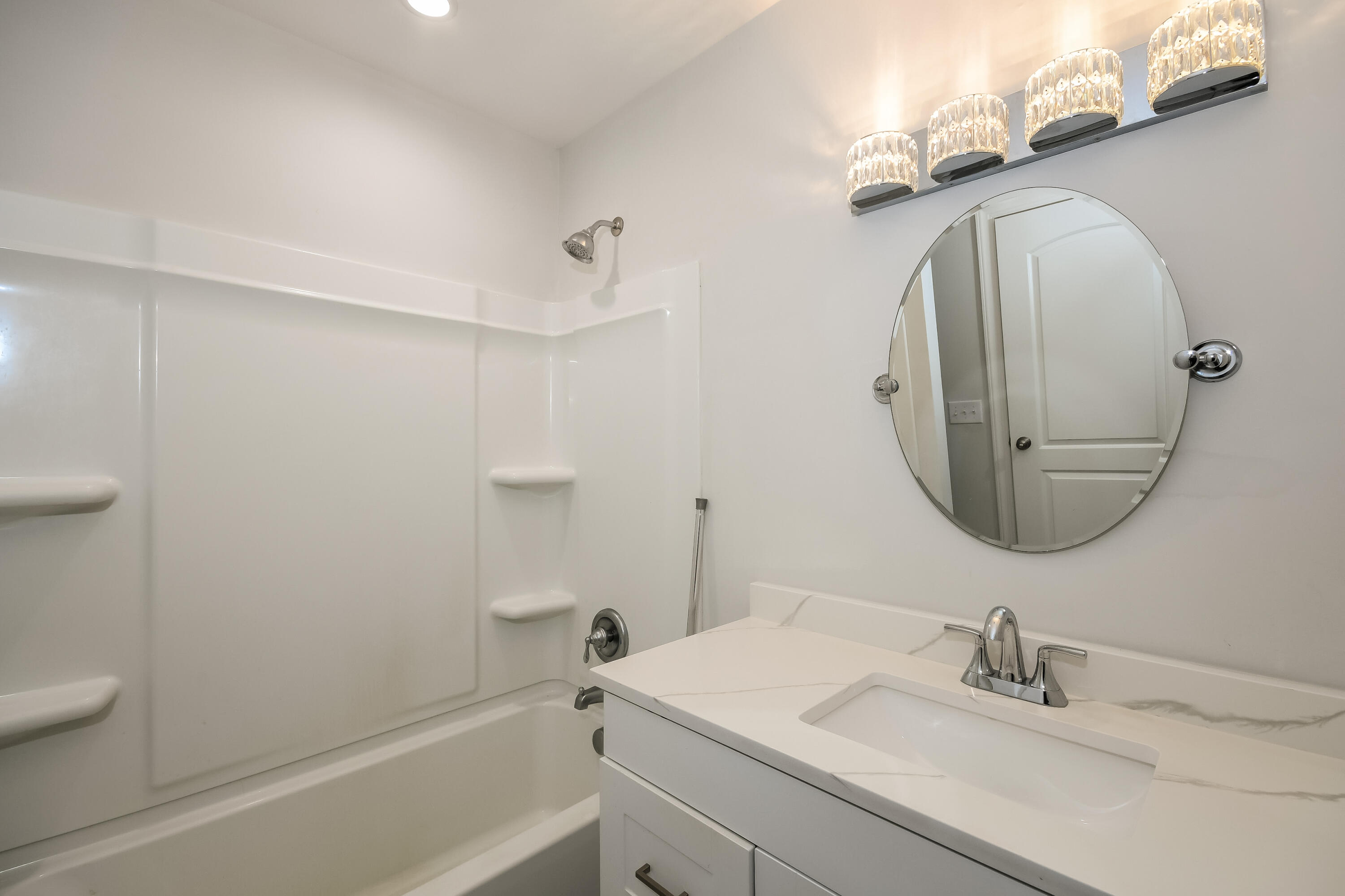 2741 Ranger Drive North Charleston, SC 29405 - Photo 14 of 16 14-photo-Bathroom-8d293ab0-eb1a-4908-b21