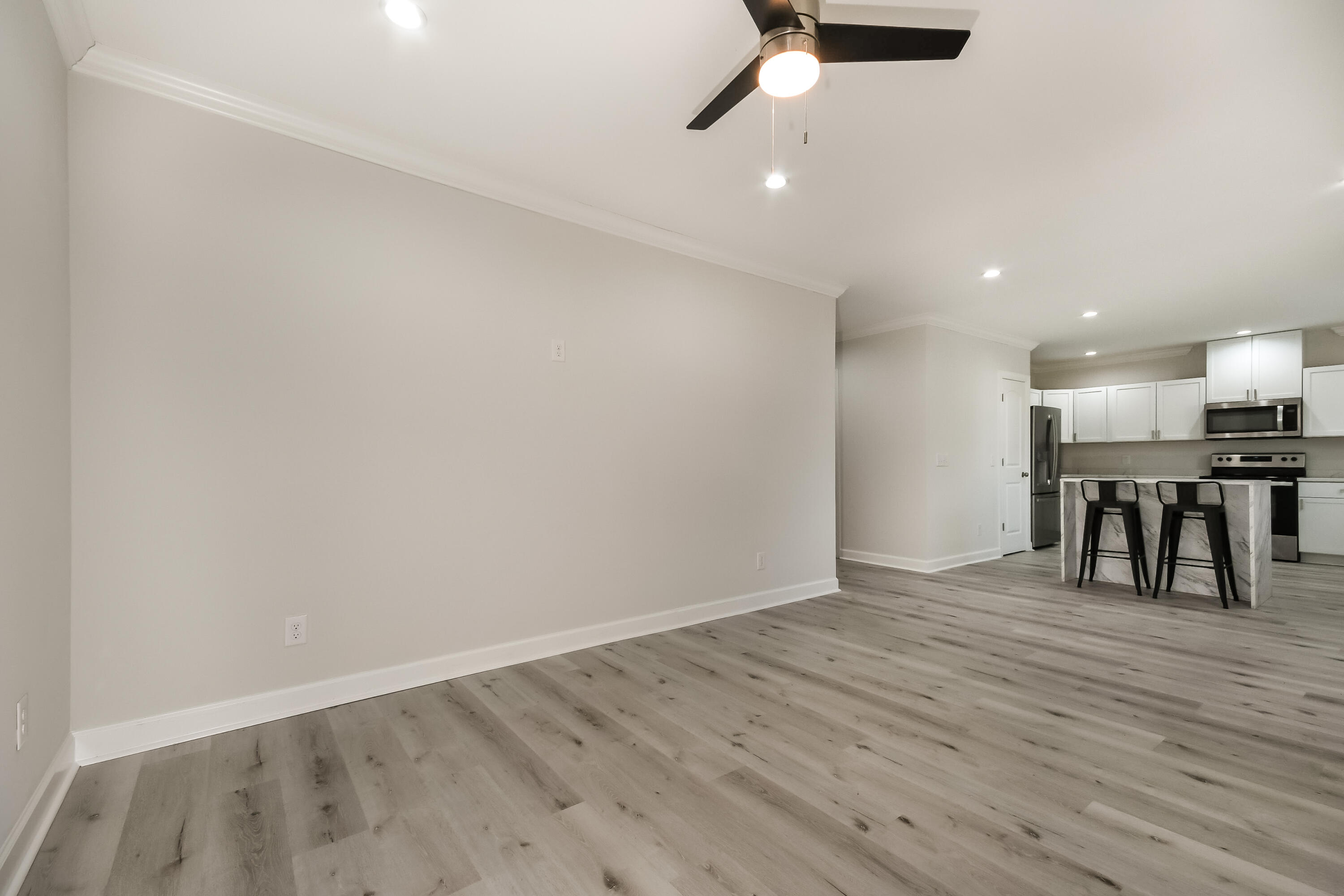 2741 Ranger Drive North Charleston, SC 29405 - Photo 5 of 16 5-photo-Living-Room-9c317df8-97c4-41f6-a