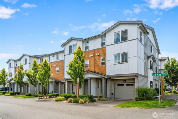 $815,000 | 19315 36th Avenue Southeast, Unit F, Bothell, WA 98012