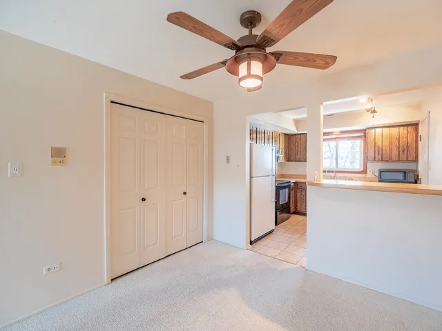 $99,900 | 2807 Glenwood Lansing Road, Unit 211, Lynwood, IL 60411