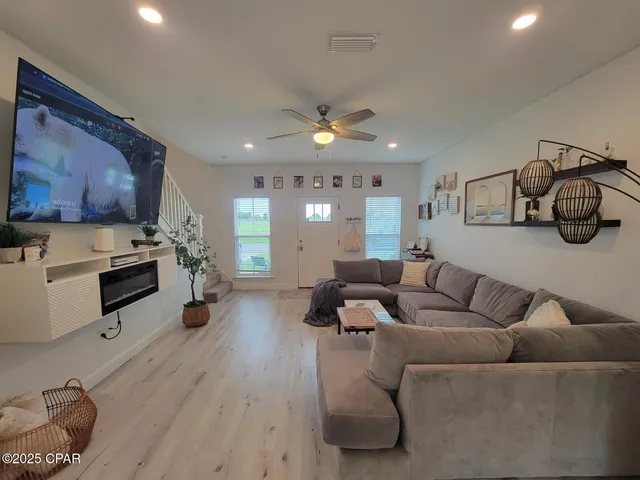 $2,150 | 652 Helen Avenue, Panama City, FL 32401