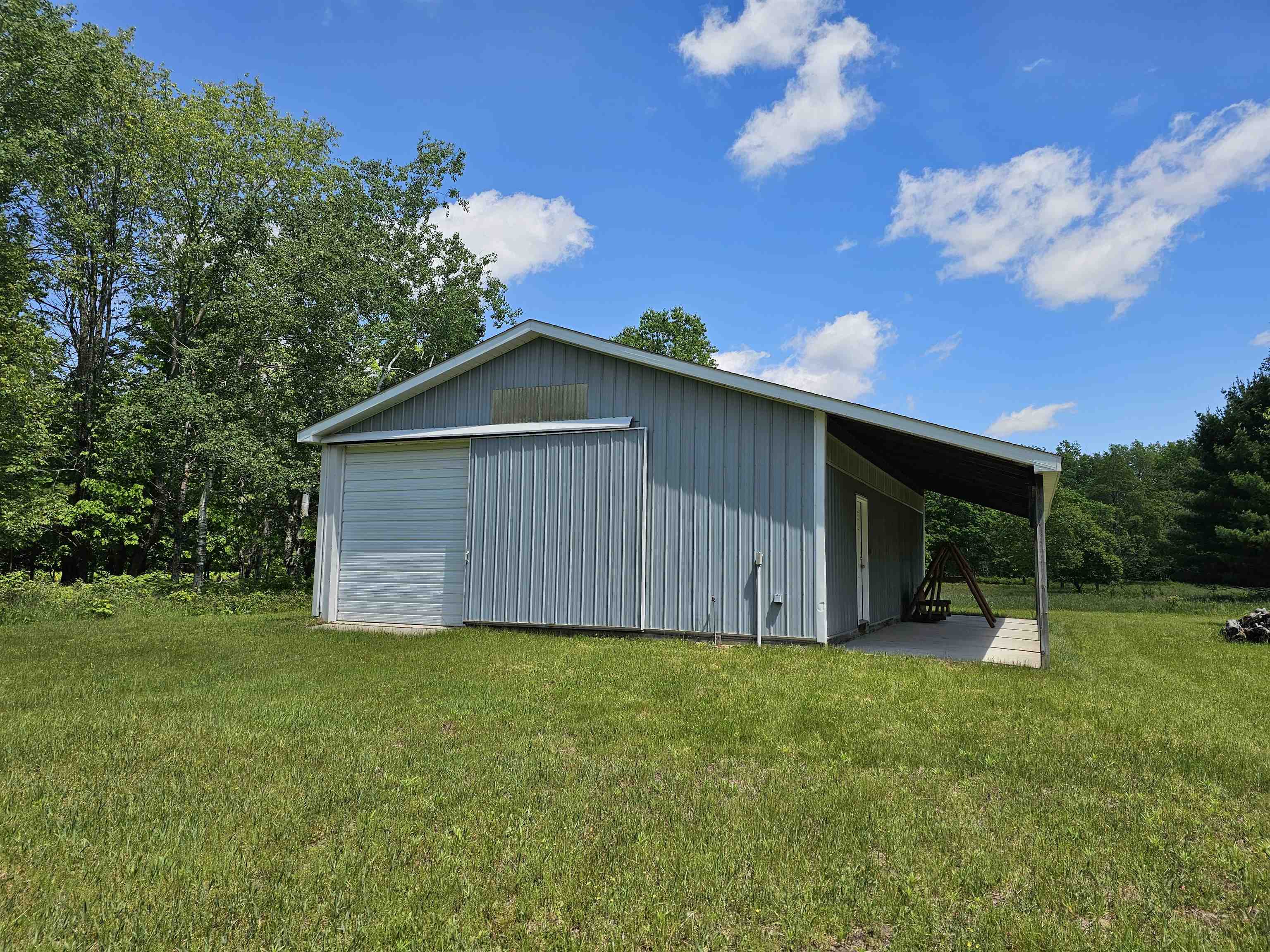 10955 West Rosted Road Lake City, MI 49651 - Photo 32 of 39 1923057-692e7037-1a09-4c0b-a28e-a8a4450f4094.JPG