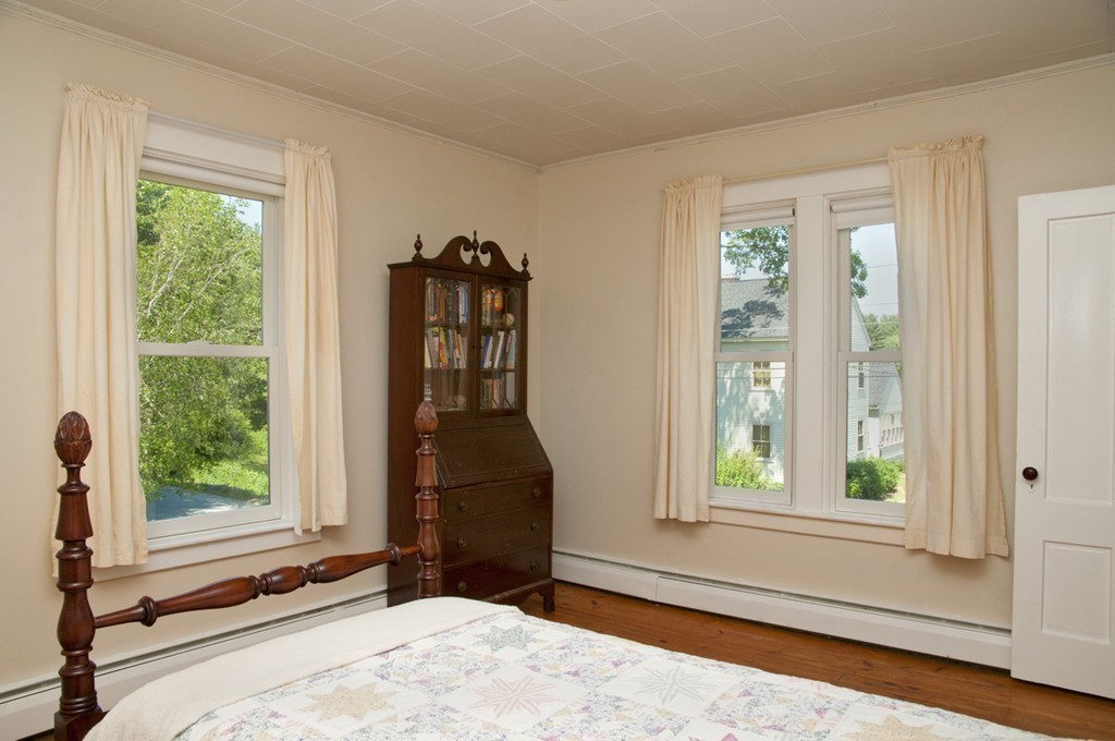 76 Randall Road Berlin, MA 01503 - Photo 23 of 29
