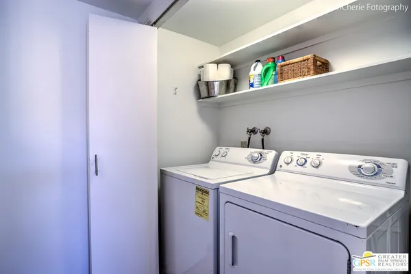 $3,000 | 2166 North Indian Canyon Drive, Unit C, Palm Springs, CA 92262