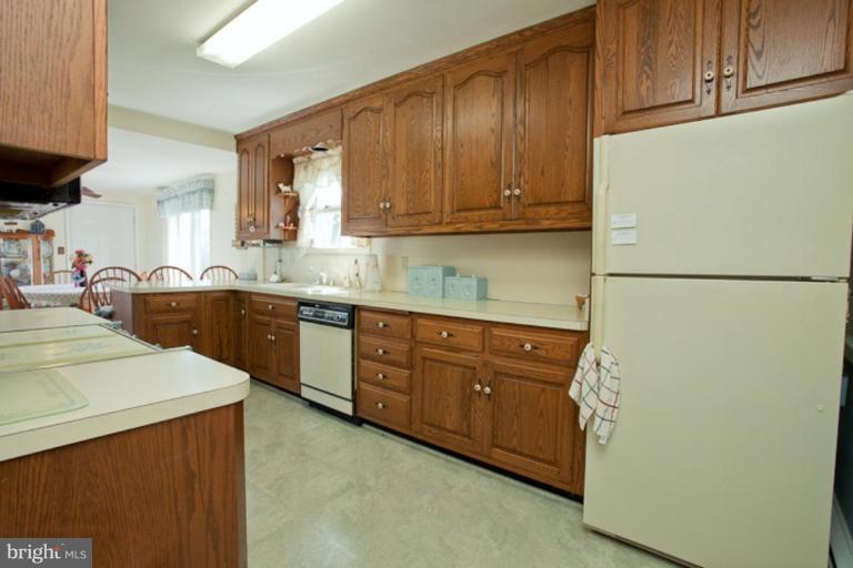 21500 Slidell Road Boyds, MD 20841 - Photo 11 of 24 Kitchen #2