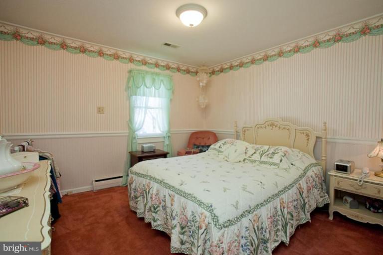 21500 Slidell Road Boyds, MD 20841 - Photo 18 of 24 Bedroom #3